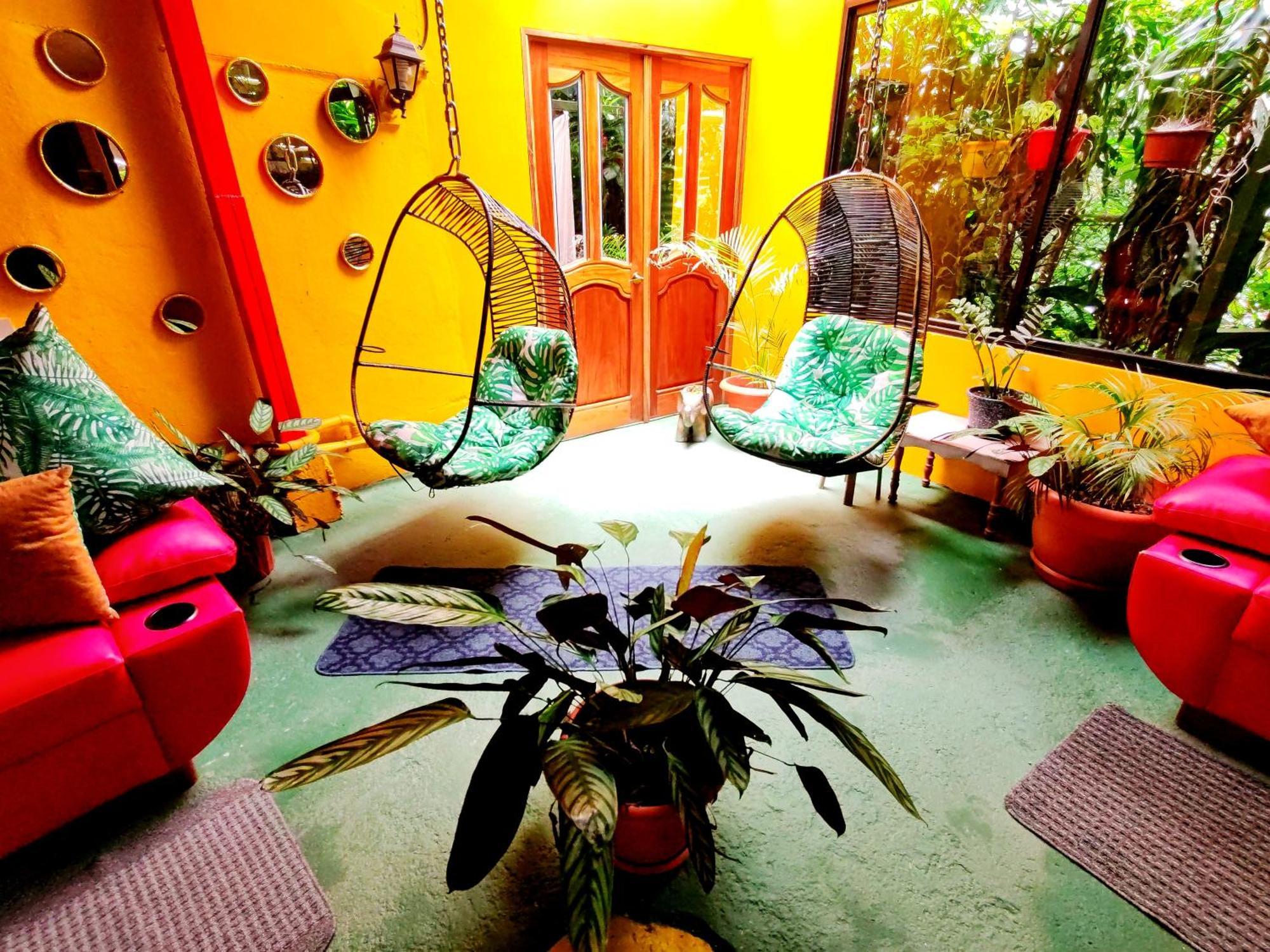 Cabinas El Pueblo B&B Монте-Верде Экстерьер фото