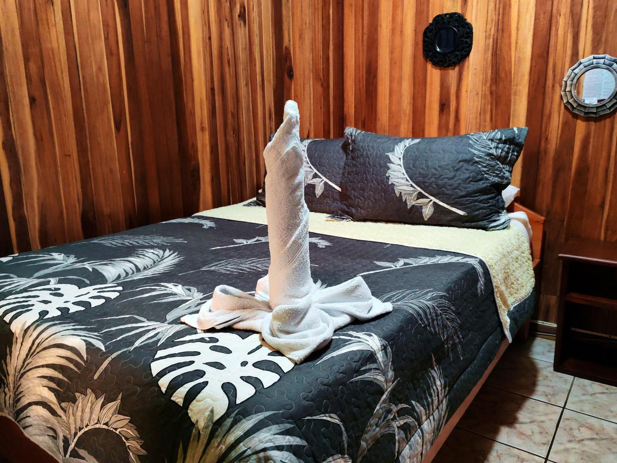 Cabinas El Pueblo B&B Монте-Верде Номер фото