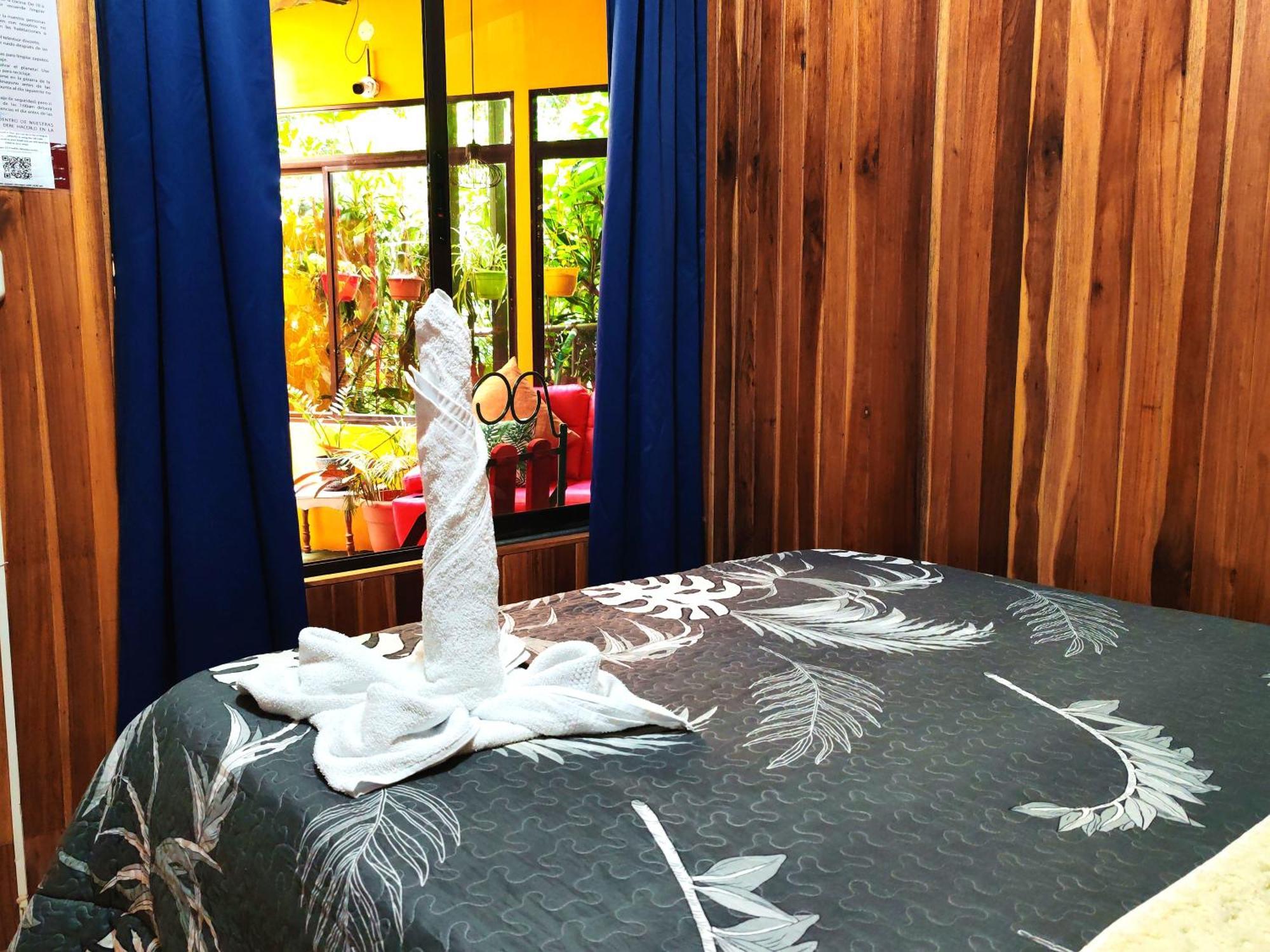 Cabinas El Pueblo B&B Монте-Верде Номер фото