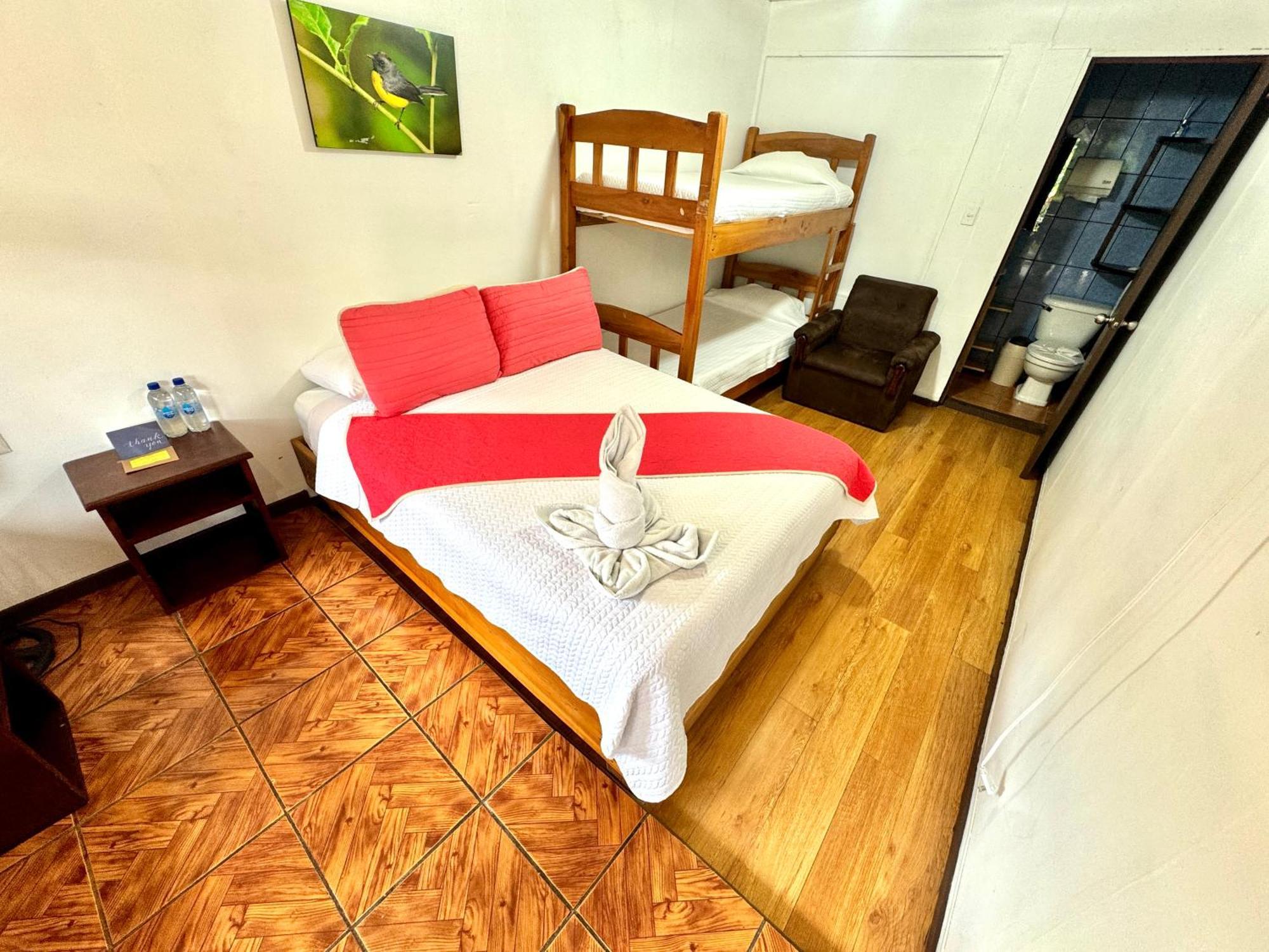 Cabinas El Pueblo B&B Монте-Верде Экстерьер фото